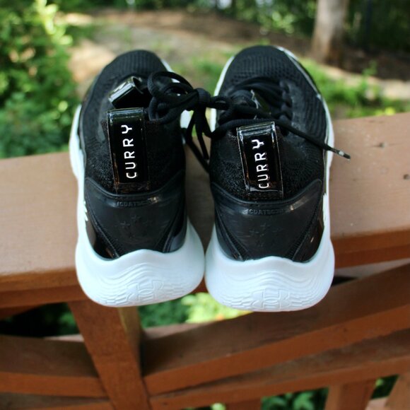 Seth Curry athletic shoes - Picture 2 of 6